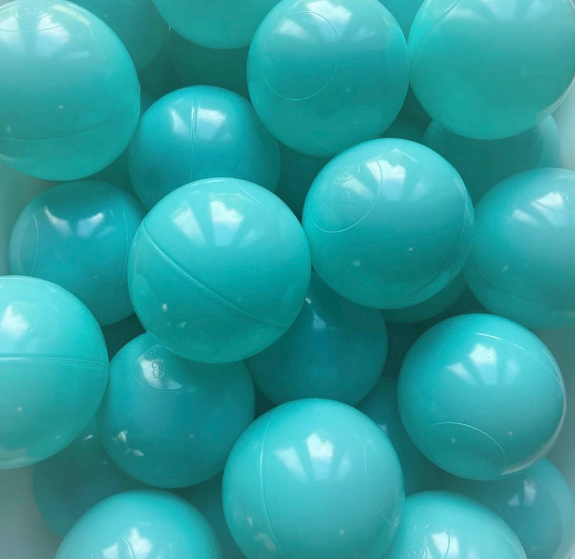 Mint green ball pit balls — Happi Hop Montreal